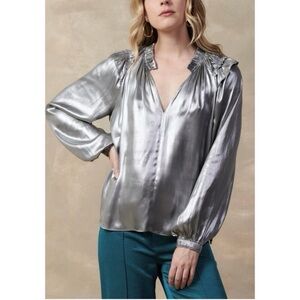Current Air Women Metallic Silver Ruffle Trim Relax Fit
Long Sleeve Top MEDIUM